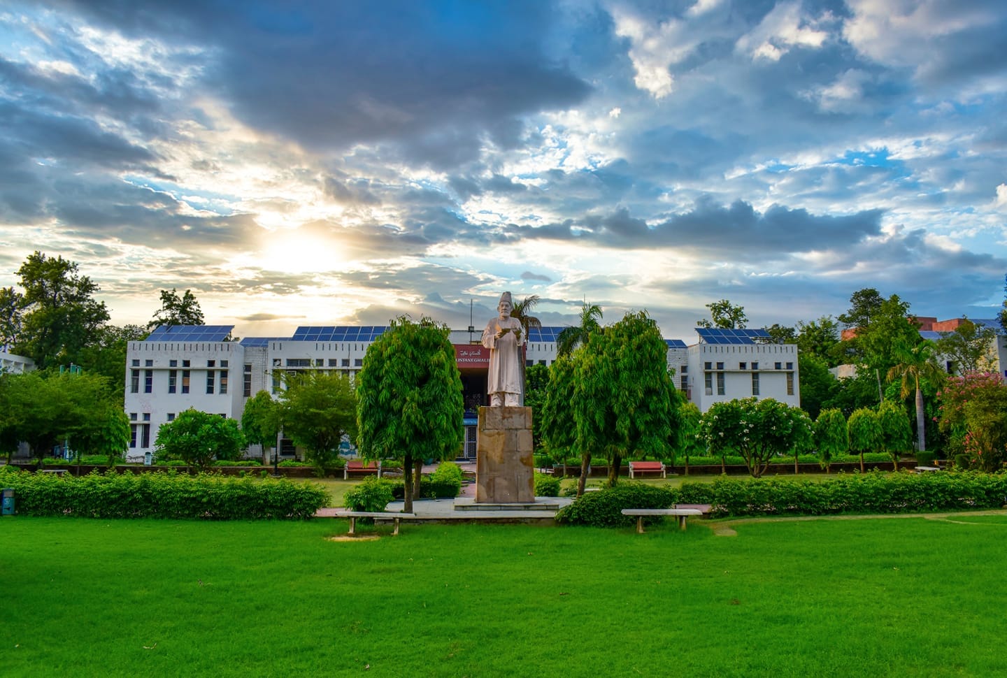 Jamia Millia Islamia